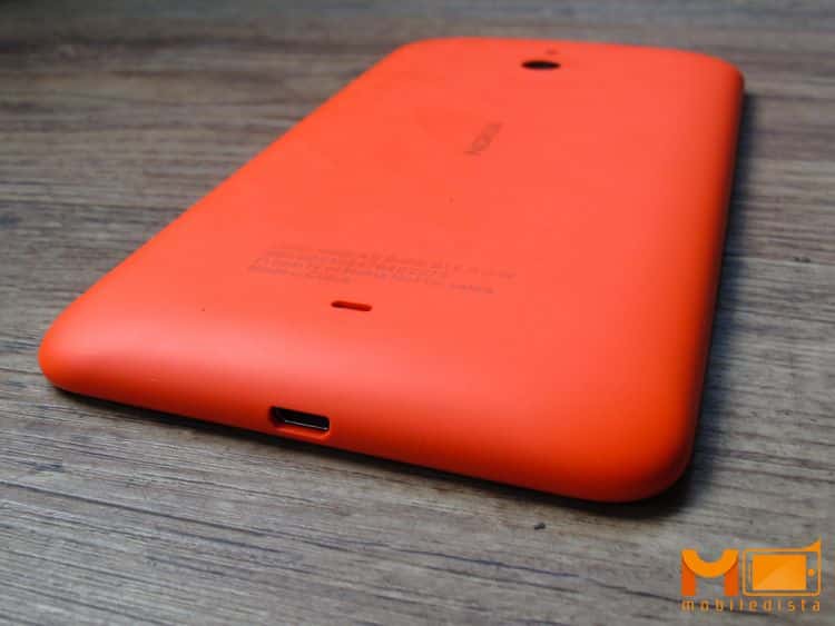 Nokia-Lumia1320-pic2